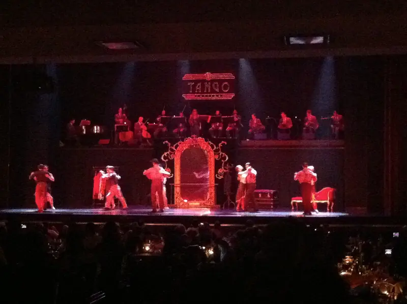 Buenos Aires de Noche y Show de Tango con Traslado Privado